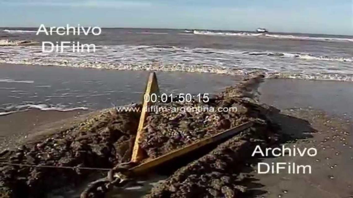 Aterrizaje cable fibra óptica submarino en Las Toninas, Buenos Aires (Argentina) by DiFilm